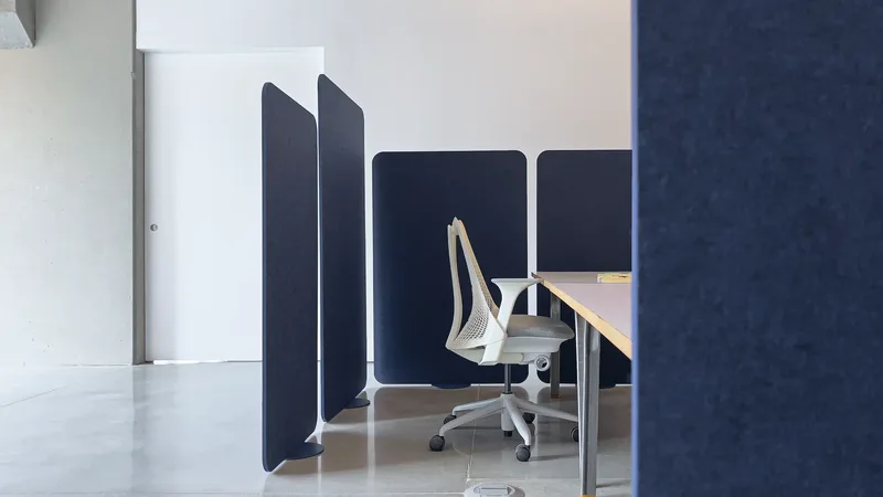 Floor Standing Screens